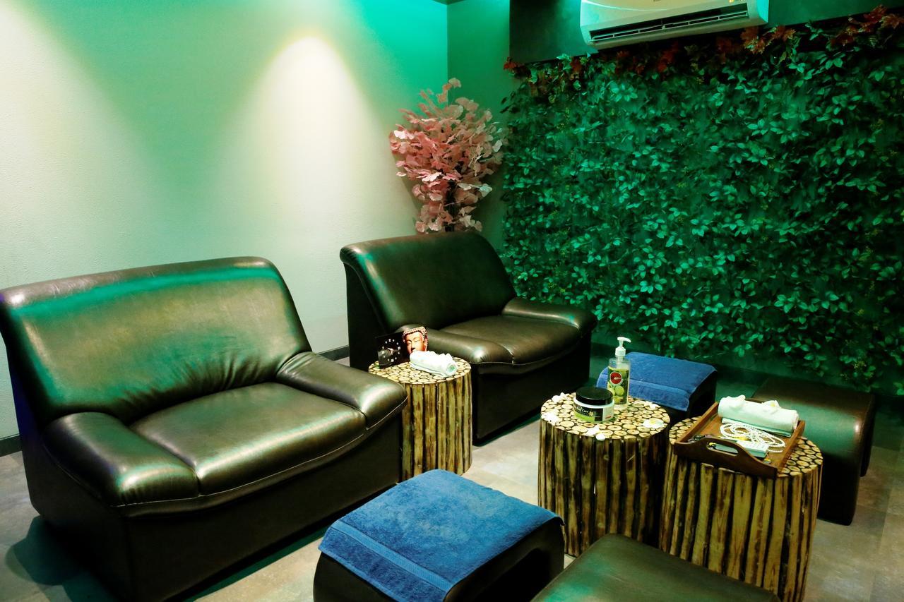 Abhishek Beach Resort And Spa Ganpatipule Exterior foto