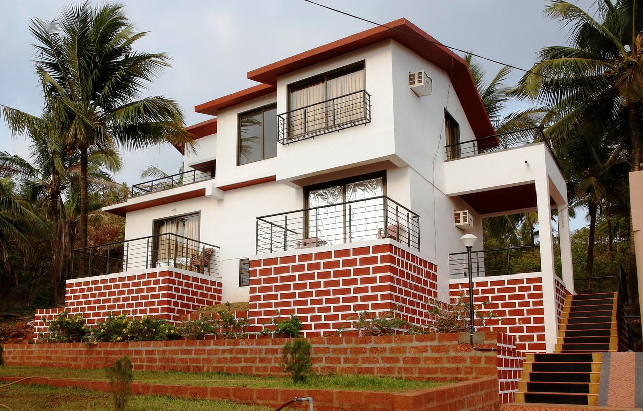 Abhishek Beach Resort And Spa Ganpatipule Exterior foto
